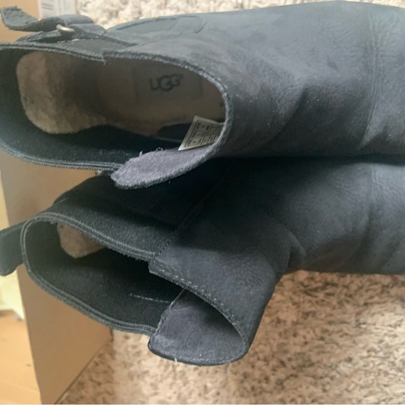 UGG Indra boot black size 8.5 - Picture 6 of 10